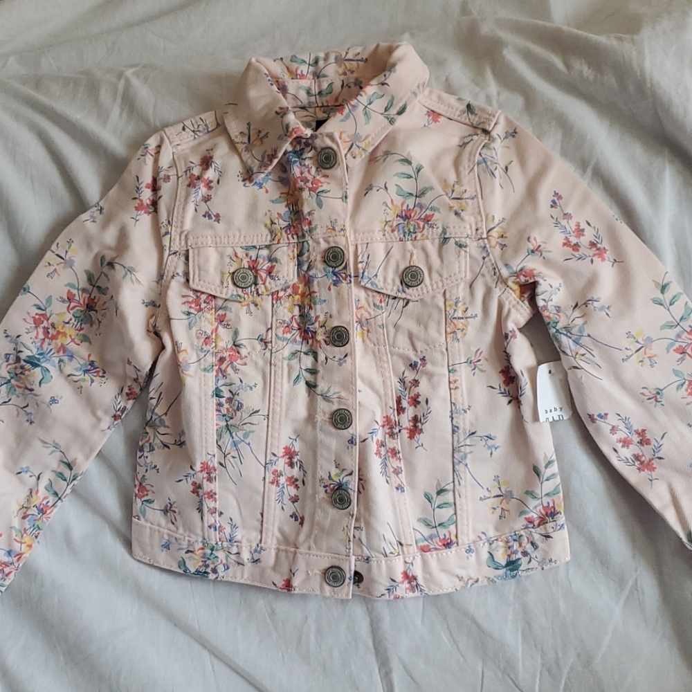 Gap Floral Denim Jacket Size 4 Toddler.